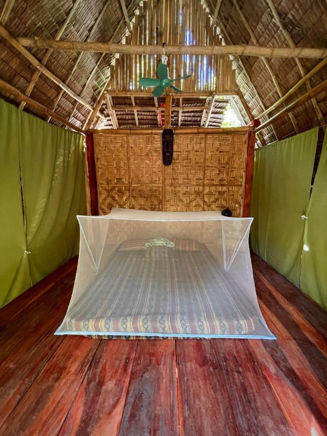 Tribal Huts Community Hostel Daanbantayan Екстериор снимка