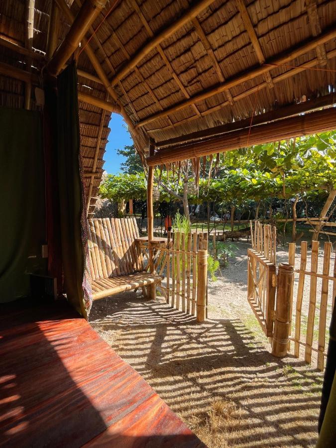 Tribal Huts Community Hostel Daanbantayan Екстериор снимка