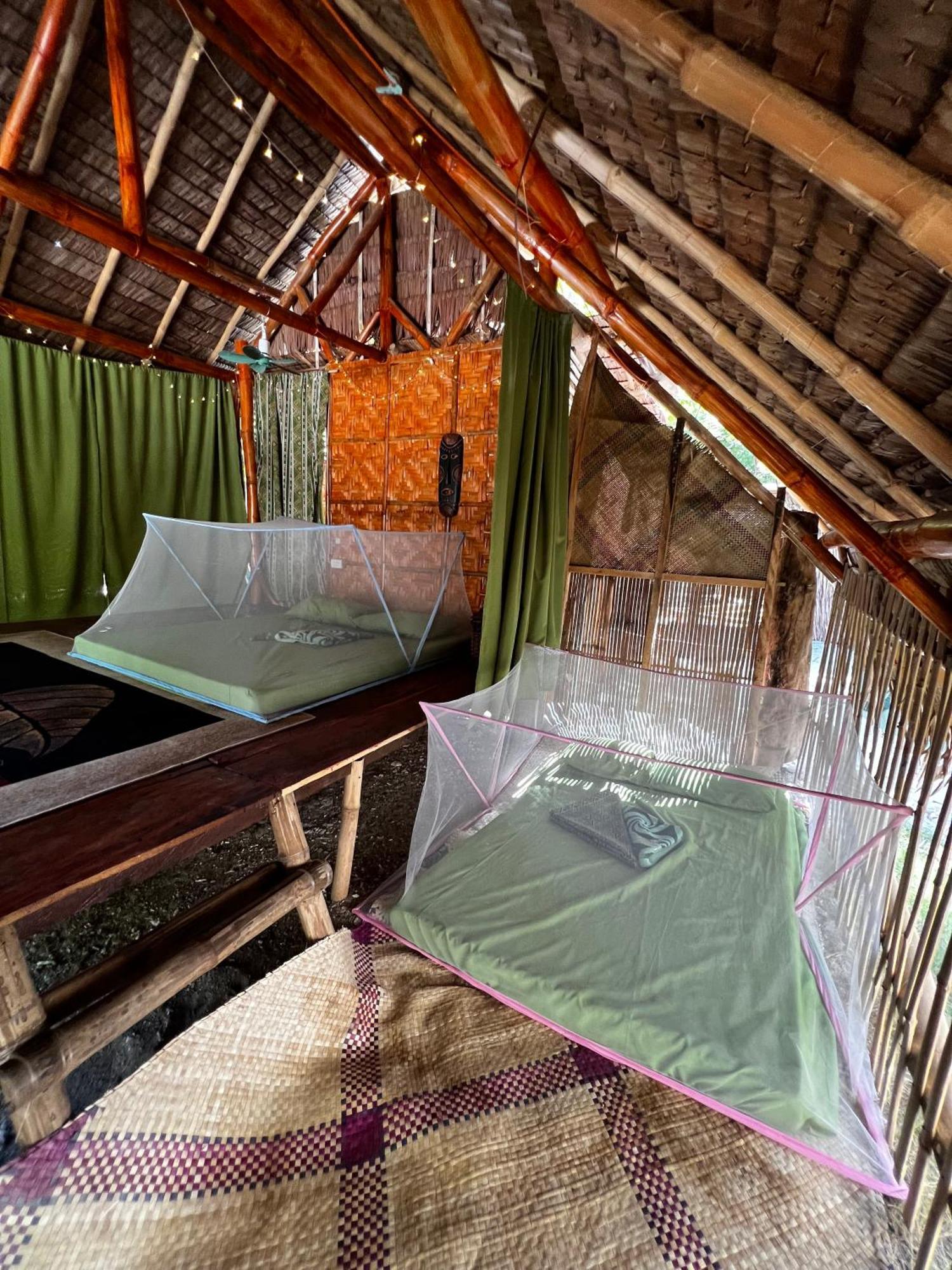 Tribal Huts Community Hostel Daanbantayan Екстериор снимка